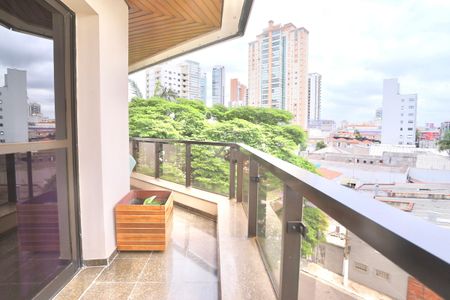 Casa de condomínio à venda com 256m², 3 quartos e 3 vagas Casa de condomínio à venda com 256m², 3 quartos e 3 vagasSacada