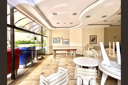 Casa de condomínio à venda com 256m², 3 quartos e 3 vagas Casa de condomínio à venda com 256m², 3 quartos e 3 vagasSalão de Festas