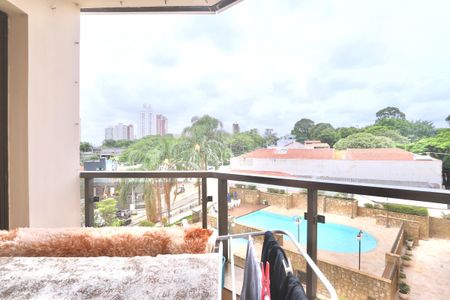 Casa de condomínio à venda com 256m², 3 quartos e 3 vagas Casa de condomínio à venda com 256m², 3 quartos e 3 vagasSacada Quarto 2