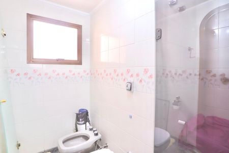 Casa de condomínio à venda com 256m², 3 quartos e 3 vagas Casa de condomínio à venda com 256m², 3 quartos e 3 vagasBanheiro do Quarto 2