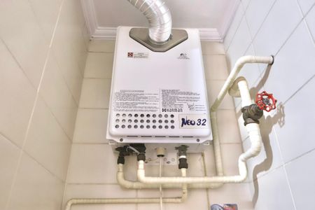 Casa de condomínio à venda com 256m², 3 quartos e 3 vagas Casa de condomínio à venda com 256m², 3 quartos e 3 vagasLavanderia