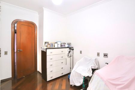 Casa de condomínio à venda com 256m², 3 quartos e 3 vagas Casa de condomínio à venda com 256m², 3 quartos e 3 vagasQuarto 3