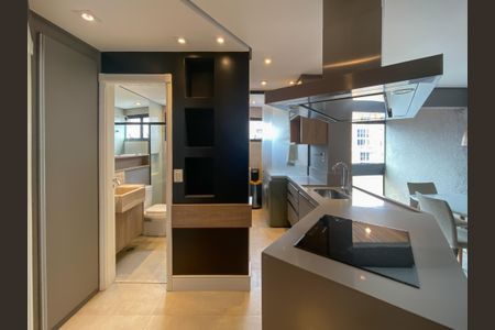 Cozinha de apartamento à venda com 1 quarto, 50m² em Vila Olímpia, São Paulo