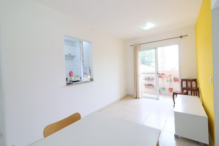 Apartamento à venda com 68m², 2 quartos e 1 vagaSala