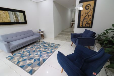 Apartamento à venda com 68m², 2 quartos e 1 vagaÁrea comum - Hall de entrada