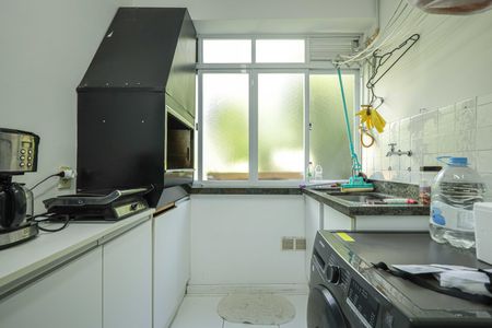 Apartamento à venda com 64m², 1 quarto e 1 vagaÁrea de Serviço