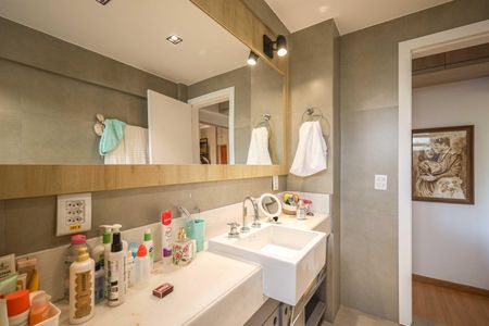 Apartamento à venda com 64m², 1 quarto e 1 vagaBanheiro