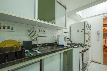 Apartamento à venda com 64m², 1 quarto e 1 vagaCozinha