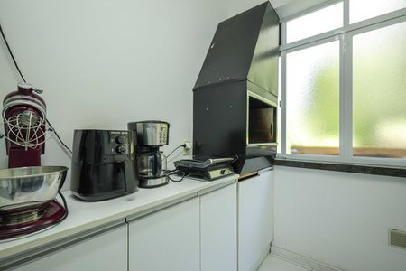 Apartamento à venda com 64m², 1 quarto e 1 vagaÁrea de Serviço