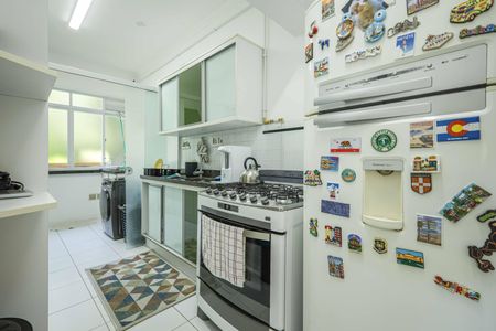 Apartamento à venda com 64m², 1 quarto e 1 vagaCozinha