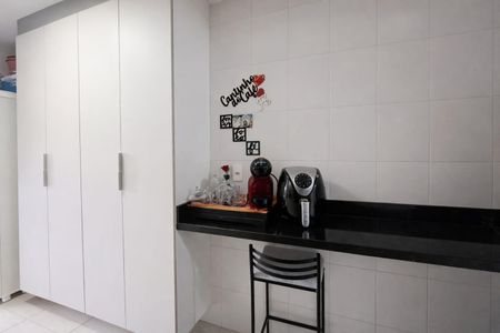 Cozinha de apartamento à venda com 3 quartos, 78m² em City Bussocaba, Osasco