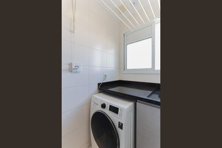 Apartamento à venda com 57m², 2 quartos e 1 vaga Apartamento à venda com 57m², 2 quartos e 1 vagaÁrea de serviço