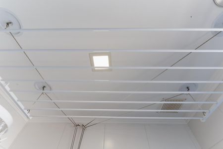 Apartamento à venda com 57m², 2 quartos e 1 vaga Apartamento à venda com 57m², 2 quartos e 1 vagaÁrea de serviço