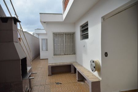 Casa à venda com 200m², 3 quartos e 4 vagasQuintal