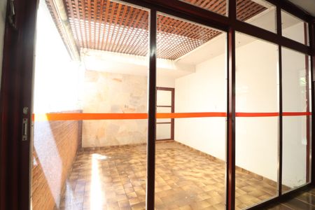 Sala de casa para alugar com 9 quartos, 487m² em Tabajaras, Uberlândia