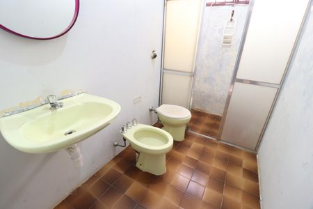 Casa para alugar com 487m², 9 quartos e 2 vagasBanheiro Social 1