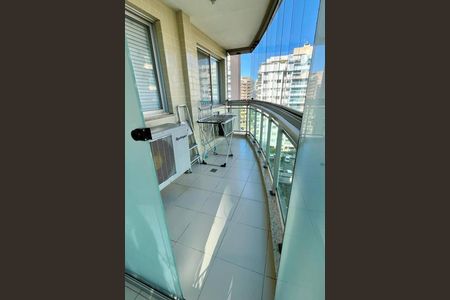 Apartamento à venda com 77m², 3 quartos e 1 vaga