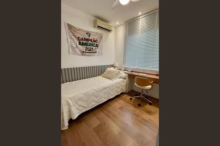 Apartamento à venda com 77m², 3 quartos e 1 vaga