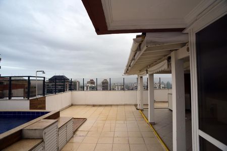 Apartamento à venda com 247m², 4 quartos e 3 vagasCobertura