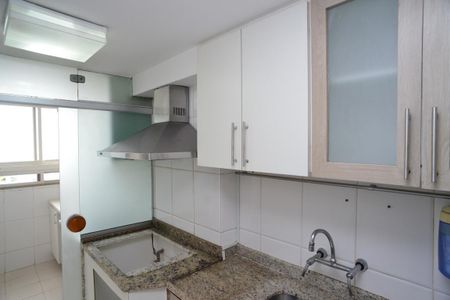 Apartamento à venda com 247m², 4 quartos e 3 vagasCozinha