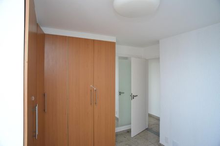 Apartamento à venda com 247m², 4 quartos e 3 vagasQuarto 2 Superior