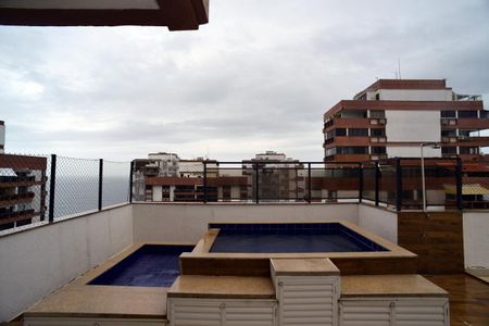 Apartamento à venda com 247m², 4 quartos e 3 vagasPiscina