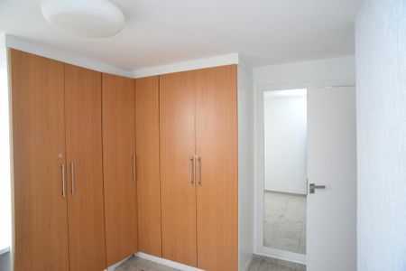 Apartamento à venda com 247m², 4 quartos e 3 vagasQuarto 2 Superior