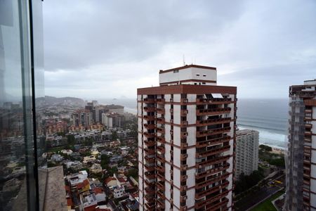 Apartamento à venda com 247m², 4 quartos e 3 vagasVista Cobertura
