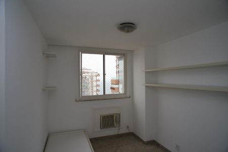 Apartamento à venda com 247m², 4 quartos e 3 vagasQuarto 1 Superior