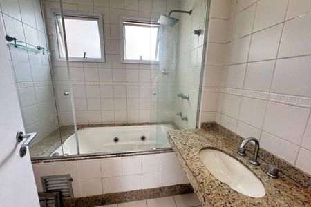 Apartamento à venda com 77m², 3 quartos e 1 vaga