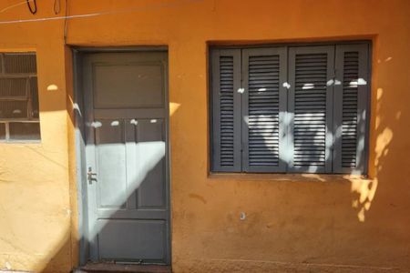 Casa à venda com 294m², 2 quartos e sem vaga