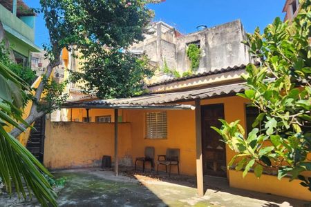 Casa à venda com 294m², 2 quartos e sem vaga