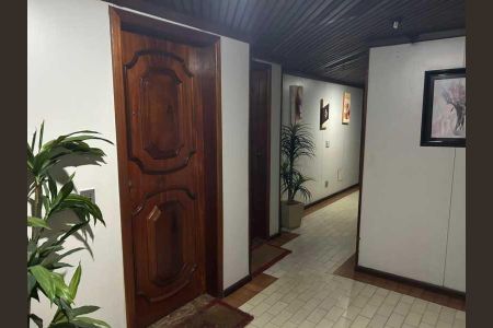 Apartamento à venda com 136m², 3 quartos e 2 vagas