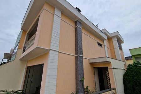 Casa à venda com 156m², 3 quartos e 4 vagas