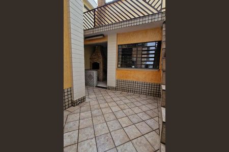 Casa à venda com 156m², 3 quartos e 4 vagas