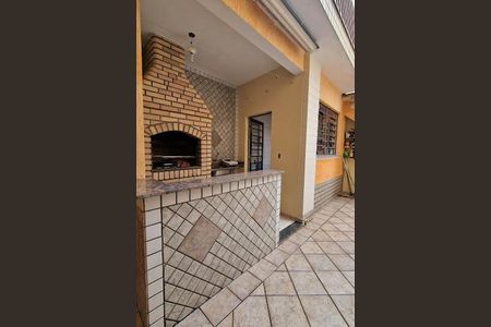 Casa à venda com 156m², 3 quartos e 4 vagas