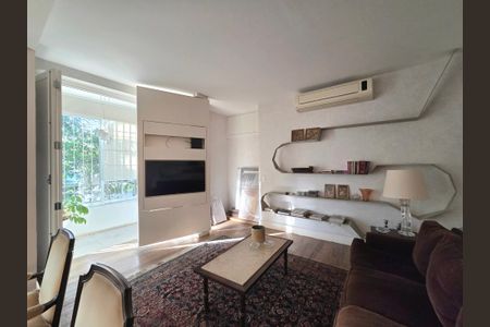Apartamento à venda com 195m², 2 quartos e 2 vagasSala