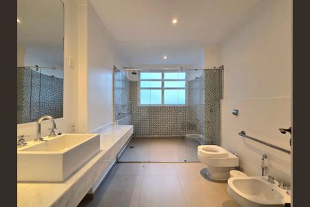 Apartamento à venda com 195m², 2 quartos e 2 vagasBanheiro Social