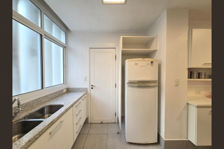 Apartamento à venda com 195m², 2 quartos e 2 vagasCozinha