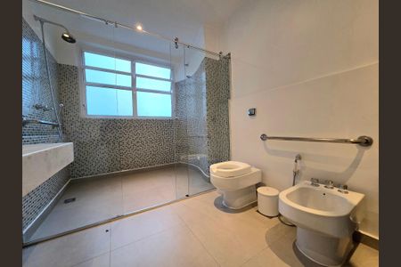 Apartamento à venda com 195m², 2 quartos e 2 vagasBanheiro Social