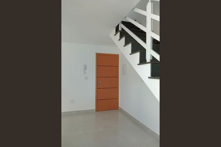 Apartamento à venda com 2 quartos, 39m² em Vila Mazzei, Santo André