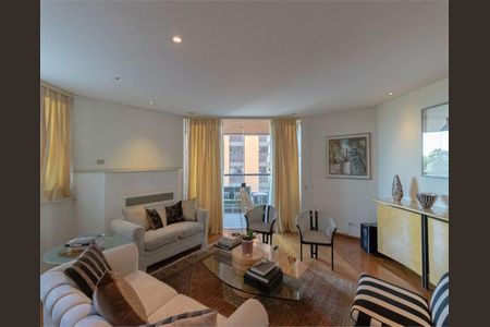 Apartamento à venda com 400m², 4 quartos e 4 vagasFoto 09