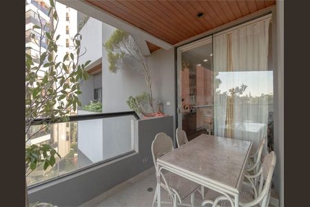 Apartamento à venda com 400m², 4 quartos e 4 vagasFoto 02