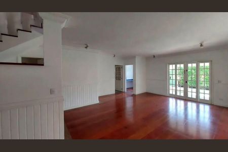 Casa à venda com 3 quartos, 266m² em Alphaville, Santana de Parnaíba
