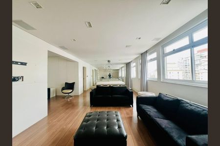 Apartamento à venda com 2 quartos, 180m² em Cerqueira César, São Paulo