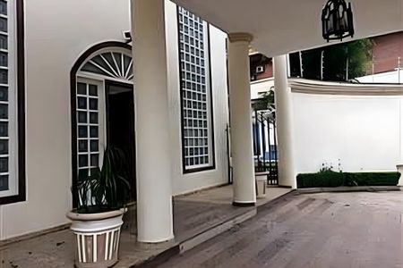 Casa à venda com 754m², 5 quartos e 7 vagas