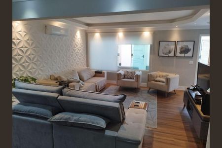 Casa à venda com 3 quartos, 270m² em Jardim Sao Caetano, São Caetano do Sul