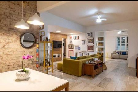 Apartamento à venda com 2 quartos, 121m² em Humaitá, Rio de Janeiro