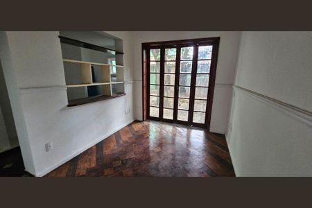 Casa à venda com 4 quartos, 168m² em São Francisco, Niterói