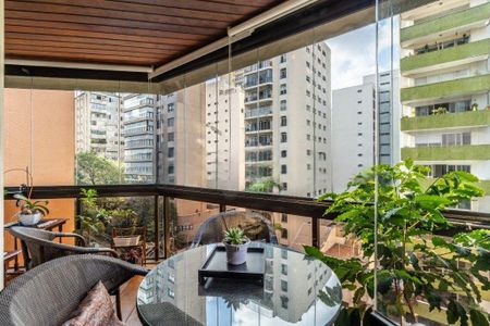 Apartamento à venda com 200m², 3 quartos e 4 vagas